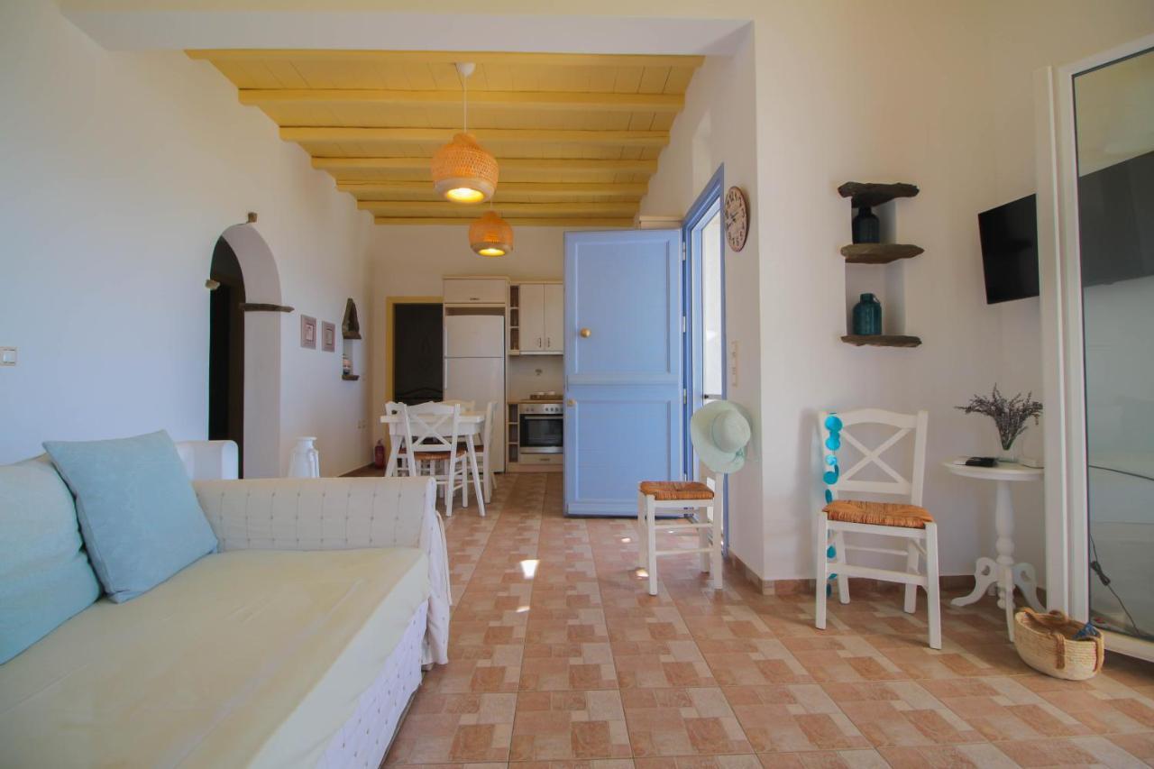 Iliopetra Residence Agios Romanos エクステリア 写真